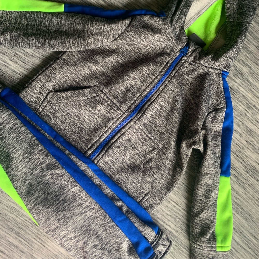 Cute 18 month jumpsuit barely worn.